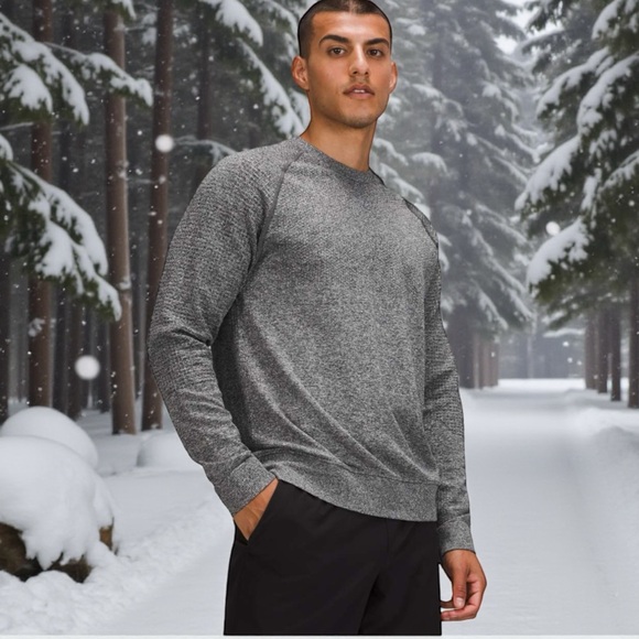 lululemon athletica Other - Lululemon Engineered Warmth Long Sleeve Crew in Black / White Sz S